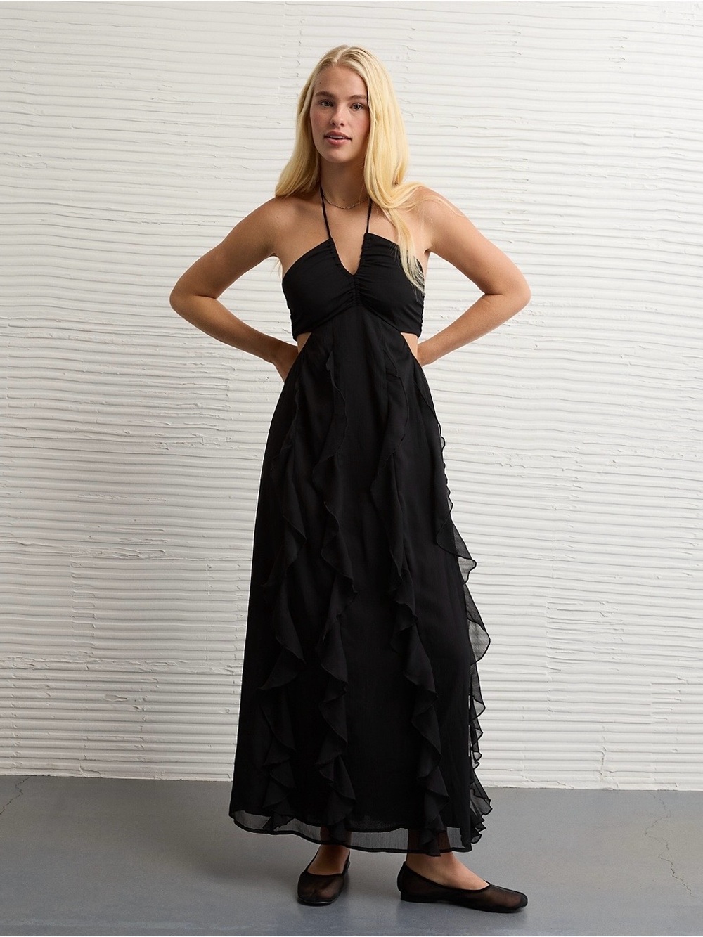 AE Ruched & Ruffled Halter
Maxi Dress
